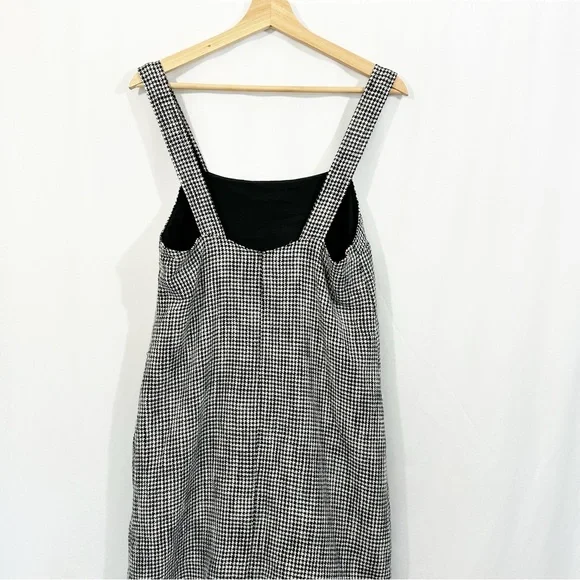 Abercrombie and Fitch Houndstooth Plaid Jumper Dress - Picture 6 of 9
